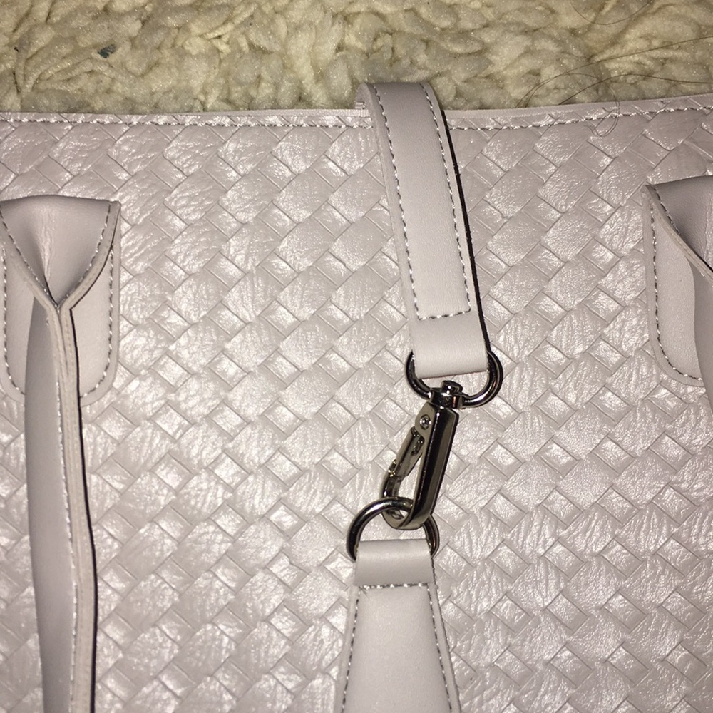 Ulta Purse - Picture 3 of 4